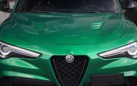 Alfa Romeo Stelvio, 2022 год, 8 000 000 рублей, 2 фотография