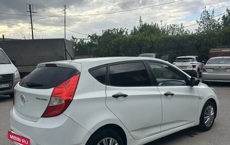 Hyundai Solaris II рестайлинг, 2011 год, 690 000 рублей, 2 фотография
