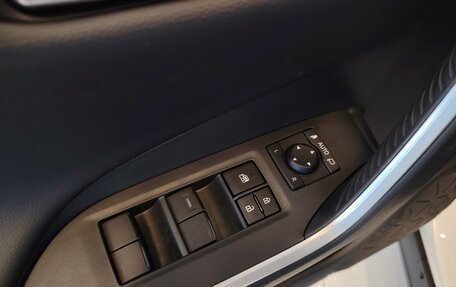 Toyota RAV4, 2025 год, 4 190 000 рублей, 11 фотография