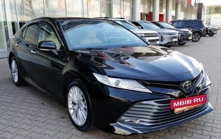 Toyota Camry, 2019 год, 2 949 000 рублей, 4 фотография