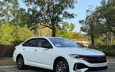 Volkswagen Lavida, 2023 год, 1 570 009 рублей, 3 фотография