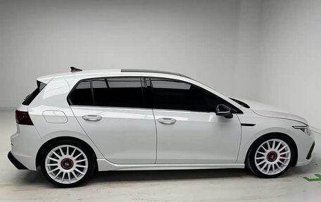 Volkswagen Golf VIII, 2022 год, 1 530 000 рублей, 3 фотография