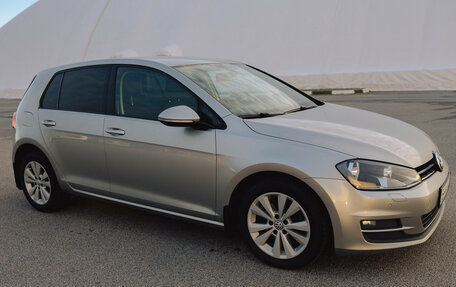 Volkswagen Golf VII, 2013 год, 900 000 рублей, 1 фотография