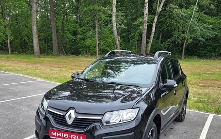 Renault Sandero II рестайлинг, 2017 год, 960 000 рублей, 1 фотография