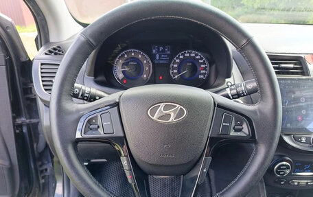 Hyundai Solaris II рестайлинг, 2014 год, 800 000 рублей, 19 фотография