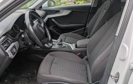 Audi A4, 2016 год, 1 900 000 рублей, 12 фотография