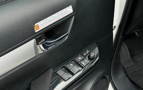 Toyota Hilux VIII, 2021 год, 3 680 000 рублей, 10 фотография