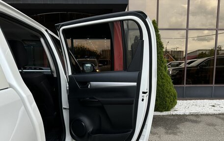 Toyota Hilux VIII, 2021 год, 3 680 000 рублей, 27 фотография