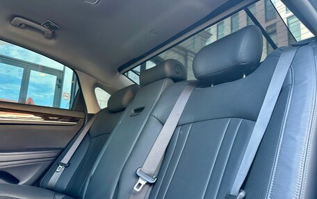 Genesis G80 I, 2017 год, 2 180 000 рублей, 21 фотография
