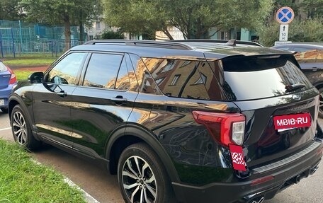 Ford Explorer VI, 2021 год, 3 200 000 рублей, 5 фотография