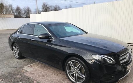 Mercedes-Benz E-Класс, 2019 год, 3 050 000 рублей, 3 фотография