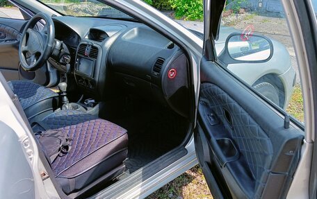 Mitsubishi Carisma I, 2003 год, 365 000 рублей, 20 фотография