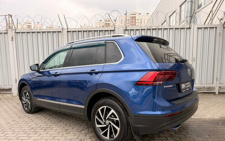 Volkswagen Tiguan II, 2018 год, 2 747 000 рублей, 3 фотография