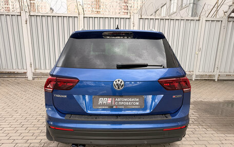Volkswagen Tiguan II, 2018 год, 2 747 000 рублей, 8 фотография