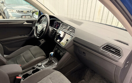 Volkswagen Tiguan II, 2018 год, 2 747 000 рублей, 18 фотография