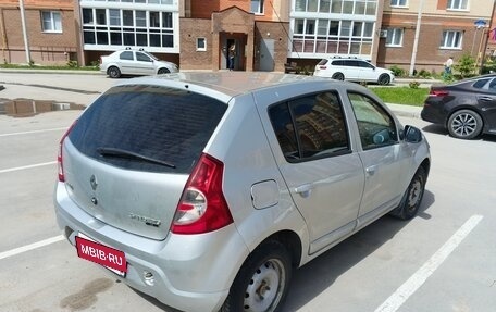 Renault Sandero I, 2013 год, 600 000 рублей, 3 фотография