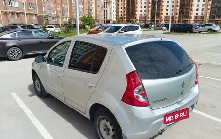 Renault Sandero I, 2013 год, 600 000 рублей, 4 фотография