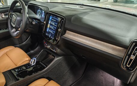 Volvo XC40 I, 2022 год, 4 100 000 рублей, 28 фотография