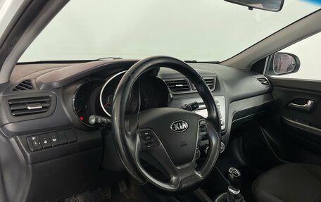 KIA Rio III рестайлинг, 2015 год, 1 135 000 рублей, 10 фотография