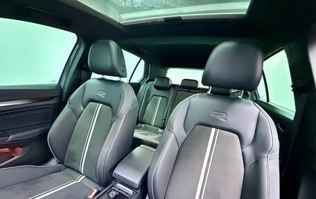 Volkswagen Golf VIII, 2023 год, 1 850 000 рублей, 11 фотография
