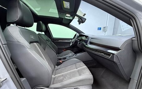 Volkswagen Golf VIII, 2023 год, 1 850 000 рублей, 10 фотография