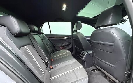 Volkswagen Golf VIII, 2023 год, 1 850 000 рублей, 14 фотография