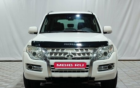 Mitsubishi Pajero IV, 2011 год, 2 100 000 рублей, 2 фотография