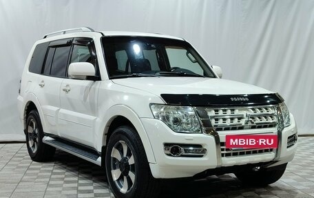 Mitsubishi Pajero IV, 2011 год, 2 100 000 рублей, 3 фотография