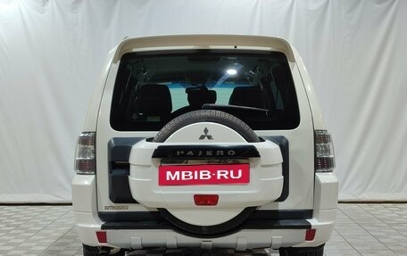 Mitsubishi Pajero IV, 2011 год, 2 100 000 рублей, 6 фотография