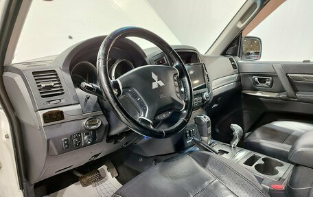 Mitsubishi Pajero IV, 2011 год, 2 100 000 рублей, 17 фотография