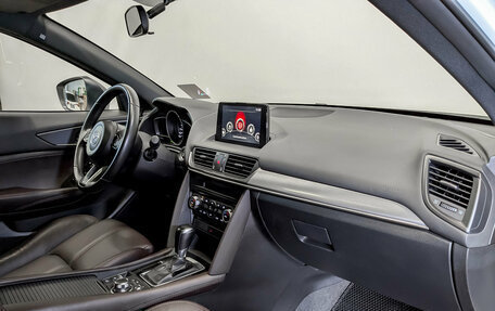 Mazda CX-4, 2023 год, 2 550 000 рублей, 11 фотография