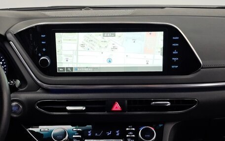 Hyundai Sonata VIII, 2022 год, 1 900 000 рублей, 8 фотография