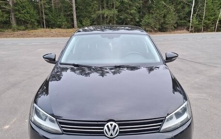 Volkswagen Jetta VI, 2012 год, 700 000 рублей, 1 фотография