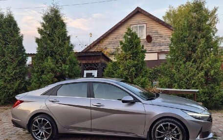 Hyundai Elantra, 2023 год, 1 710 000 рублей, 3 фотография