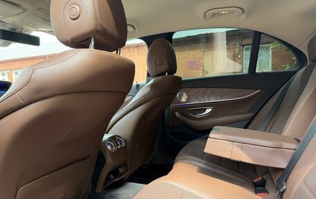 Mercedes-Benz E-Класс, 2016 год, 2 250 000 рублей, 16 фотография