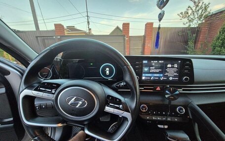 Hyundai Elantra, 2023 год, 1 710 000 рублей, 7 фотография