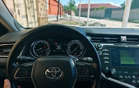 Toyota Camry, 2018 год, 2 580 000 рублей, 5 фотография