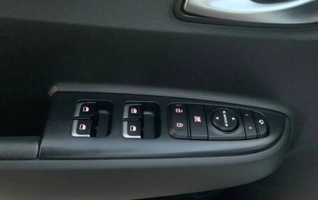 KIA Rio IV, 2021 год, 1 800 000 рублей, 12 фотография
