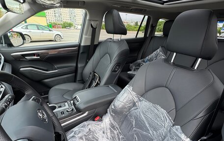 Toyota Highlander, 2026 год, 4 770 000 рублей, 15 фотография