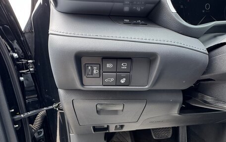 Toyota Highlander, 2026 год, 4 770 000 рублей, 17 фотография