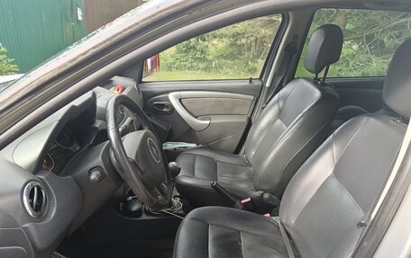 Renault Duster I рестайлинг, 2011 год, 750 000 рублей, 8 фотография