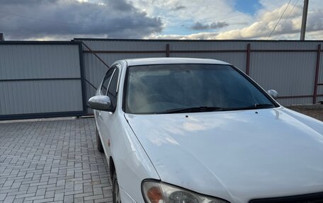 Nissan Cefiro III, 2000 год, 150 000 рублей, 2 фотография