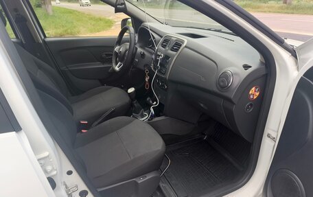 Renault Logan II, 2021 год, 650 000 рублей, 26 фотография