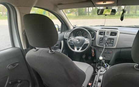 Renault Logan II, 2021 год, 650 000 рублей, 25 фотография