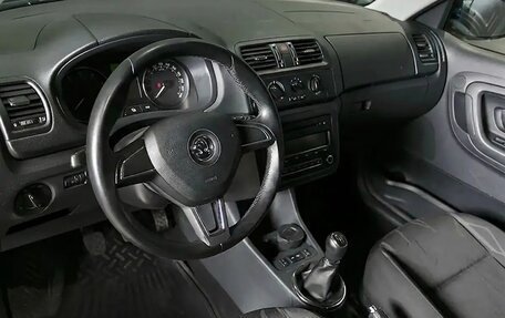 Skoda Fabia II, 2014 год, 550 000 рублей, 6 фотография