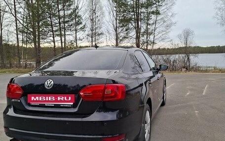 Volkswagen Jetta VI, 2012 год, 700 000 рублей, 3 фотография