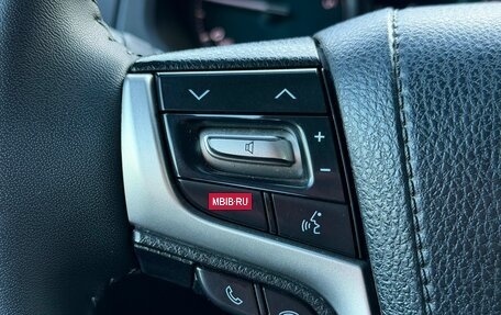 Toyota Land Cruiser Prado 150 рестайлинг 2, 2020 год, 4 949 000 рублей, 13 фотография