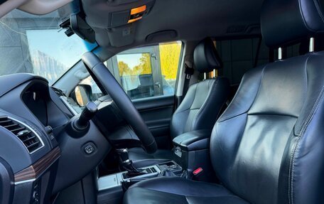 Toyota Land Cruiser Prado 150 рестайлинг 2, 2020 год, 4 949 000 рублей, 21 фотография