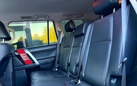 Toyota Land Cruiser Prado 150 рестайлинг 2, 2020 год, 4 949 000 рублей, 25 фотография