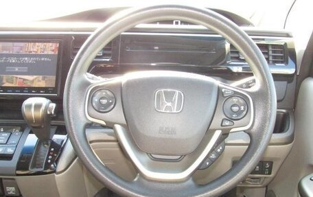Honda Stepwgn IV, 2016 год, 1 480 000 рублей, 5 фотография
